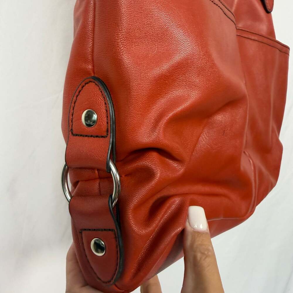 Relic Red Faux Leather Multi-Pocket Tote Shoulder Bag - Picture 3 of 12